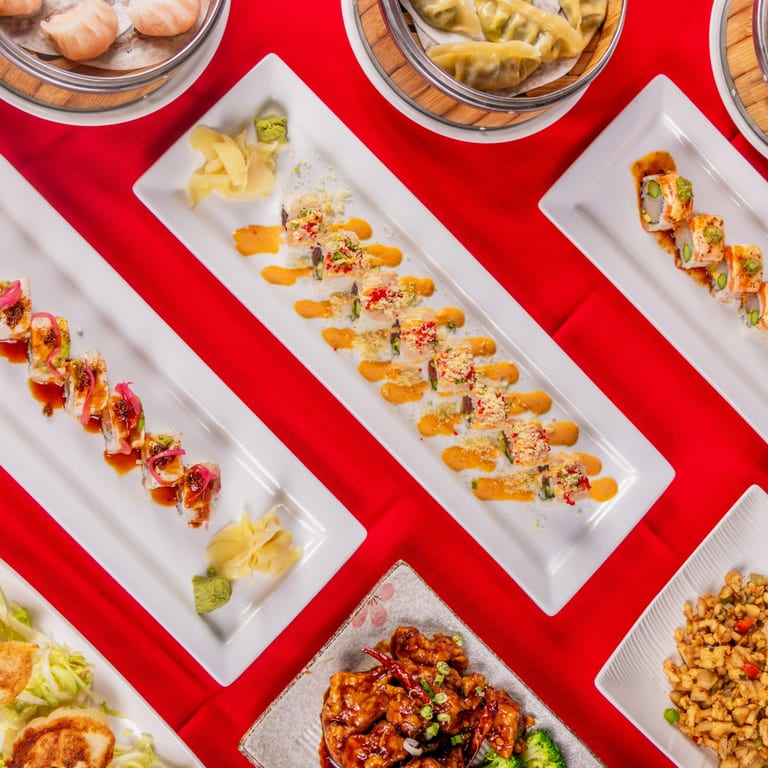 Fresh Chinese Classics and Japanese Sushi